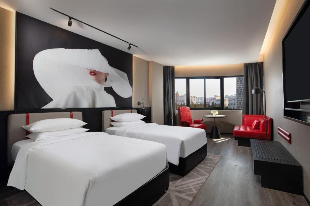 Hotel Radisson Red Wujiaochang Xangai