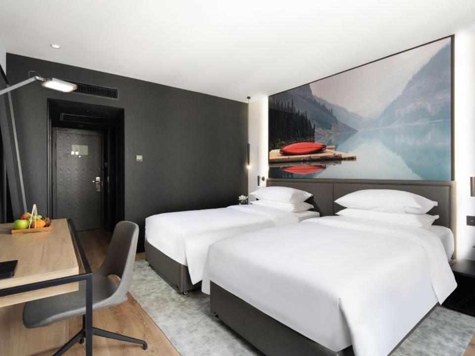 Hotel Radisson Red Wujiaochang Xangai